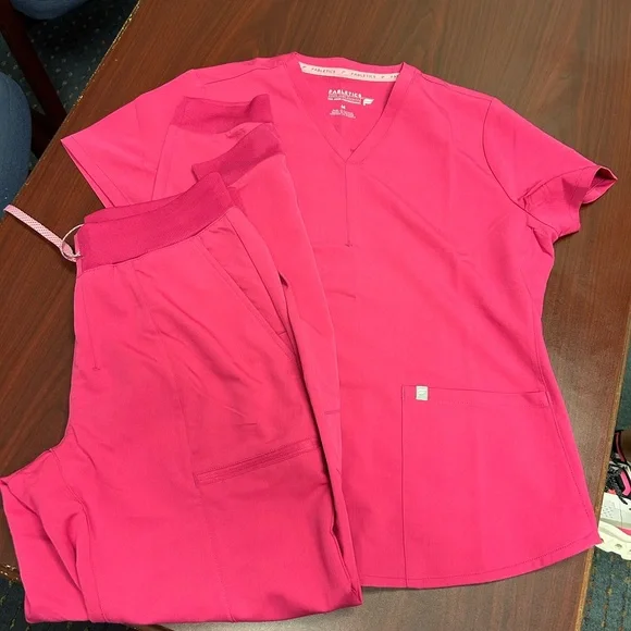 Fabletics Vibrant Pink Activewear Scrub Set - Picture 1 of 9
